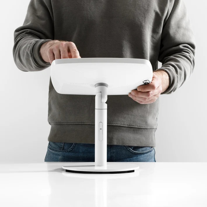 Caisse tablette avec gestion des câbles et imprimante