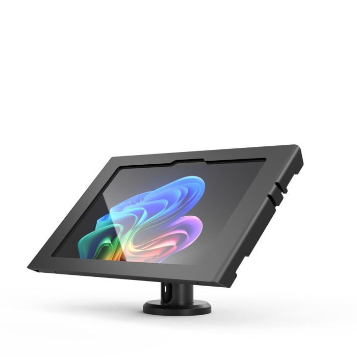 Vue latérale du support de table Compulocks Rise pour Microsoft Surface Pro 11, avec une tablette inclinée.