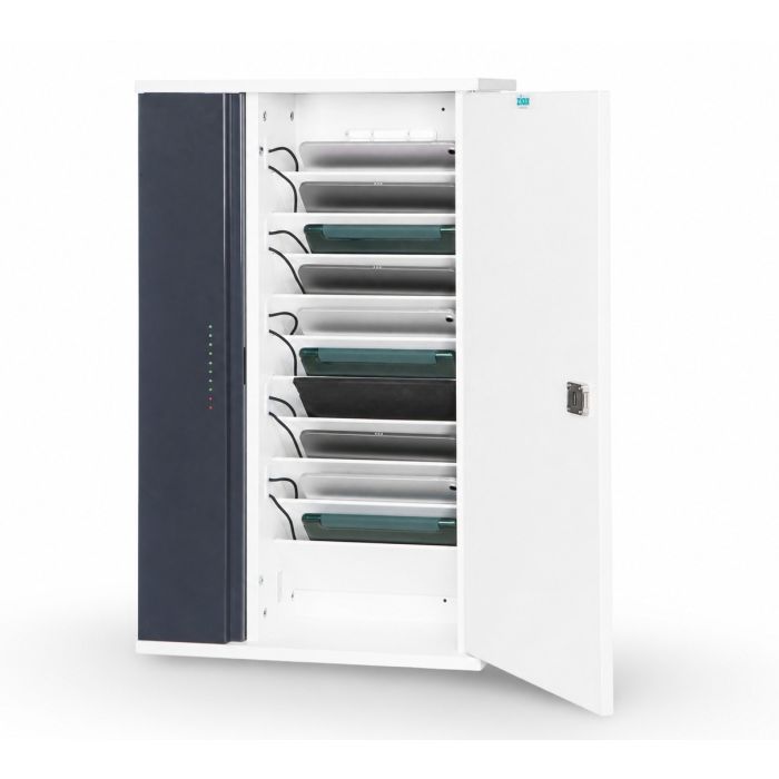 Armoire murale USB-C pour tablette Zioxi ouverte avec dix compartiments de chargement pour tablettes et gestion des câbles et points de chargement internes visibles.