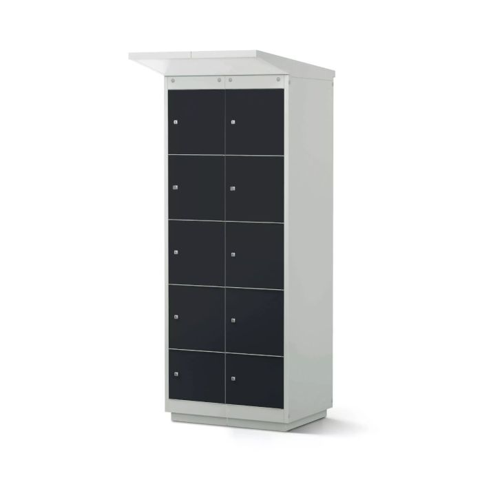 Vue latérale du casier de chargement de batterie de vélo Lockeel avec 8 compartiments et serrure à clé, fermé et prêt à l'emploi.