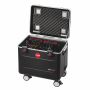 Étui de chargement ouvert PARAT TC10 BASKET avec espace pour 10 tablettes, visible avec compartiments de chargement et gestion des câbles.