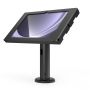 Vue latérale du support de table Compulocks Rise, avec un Samsung Galaxy Tab A11+ à un angle de 45 degrés.