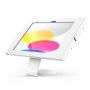 Vue latérale du support de table Compulocks Core Apex pour iPad 11 pouces, avec une finition blanche moderne et une base robuste.