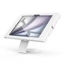 Vue latérale du support de table Compulocks Core Apex pour iPad Air 11 pouces, avec une finition blanche moderne et une base robuste.