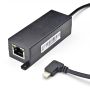 Vue détaillée du répartiteur PoE Smart Things sCharge avec câble Lightning, les ports et la connexion par câble sont visibles.
