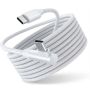 Vue détaillée du câble de chargement et de données Torvik USB-C vers USB-C à angle droit d'une longueur de 2 mètres, à l'état enroulé.