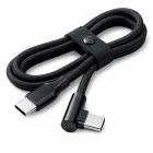 Vue détaillée du câble de chargement et de données Torvik USB-C vers USB-C à angle droit avec extérieur tressé noir et connecteur à angle droit.