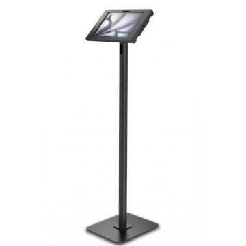 Vue latérale du support de sol Compulocks Swift Apex pour iPad Air 11 pouces en noir, avec une base robuste et un support réglable.