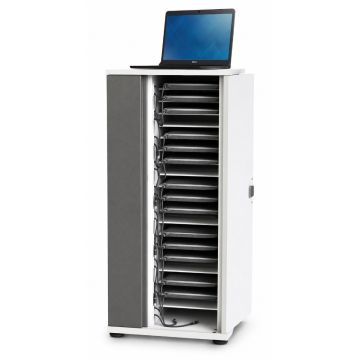 Vue latérale de l'armoire de chargement Zioxi Chromebook avec compartiments ouverts pour 20 Chromebooks et un ordinateur portable sur le dessus.