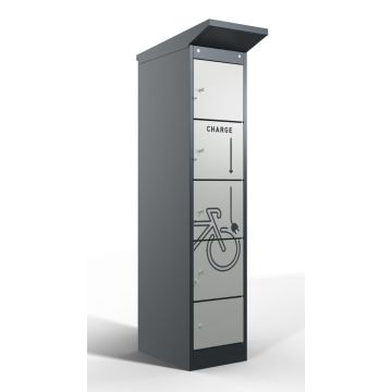 Photo en studio en vue d'angle du casier de chargement de batterie de vélo Lockeel à quatre compartiments, équipé de serrures à clé et d'une impression de chargement emblématique.