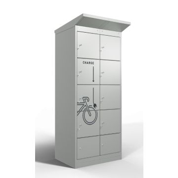 Photo en studio du casier de chargement de batterie de vélo Lockeel à huit compartiments, vue de face inclinée avec icône de chargement bien visible sur les panneaux de porte.