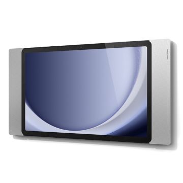 Vue latérale du support mural Smart Things sDock Fix pour Samsung Galaxy Tab A11+, monté au mur en argent.